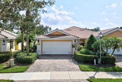 4953 Corsica Square, House attached with 2 bedrooms, 2 bathrooms and null parking in Vero Beach FL | Image 1