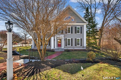 5 Riverhead Ln, East Lyme, CT, 06333-1726 | Card Image