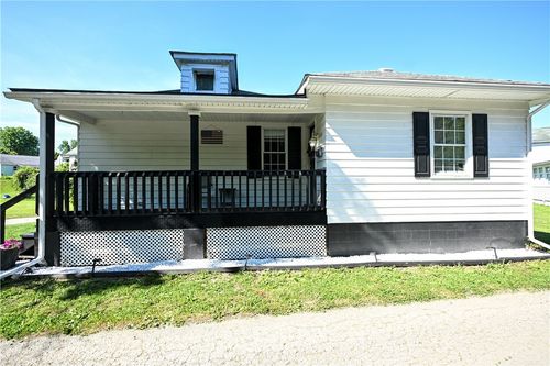 620 Eleanor Ave, Scottdale, PA, 15683-2138 | Card Image