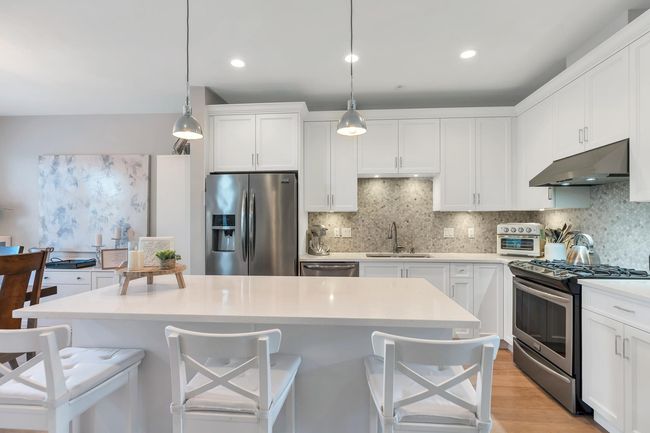 14 - 3303 Rosemary Heights Cres, Townhouse with 3 bedrooms, 3 bathrooms and 4 parking in Surrey BC | Image 13