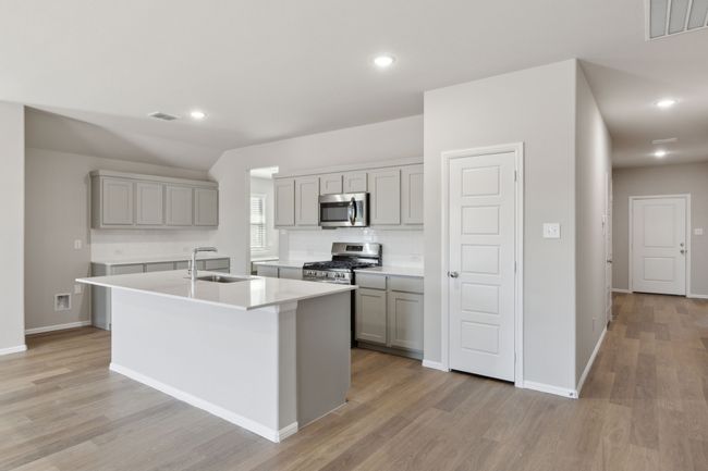 6508 Colt Ranch Rd, House other with 3 bedrooms, 2 bathrooms and null parking in Crowley TX | Image 5