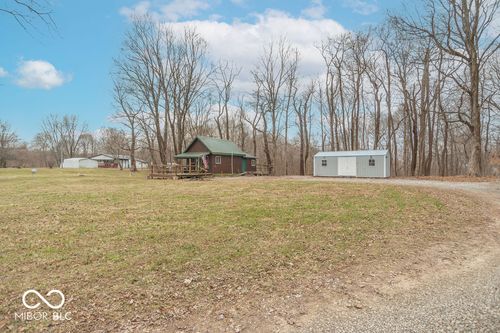 800 S Chaney Rd, Bloomfield, IN, 47424-6907 | Card Image