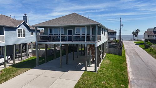 1300 Menard Avenue, Seabrook, TX, 77586 | Card Image