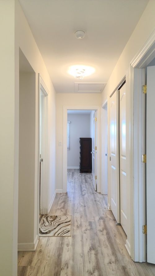 1035 W Elmwood Ln, Bartlett, IL, 60103-4404 | Card Image