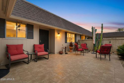 10611 W Saratoga Cir, Sun City, AZ, 85351-1853 | Card Image