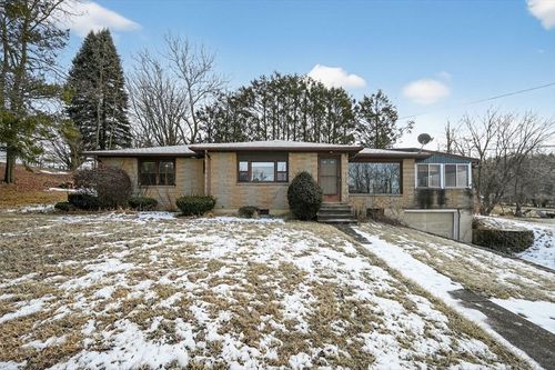 567 Dennison Dr, Southbridge, MA, 01550-2119 | Card Image