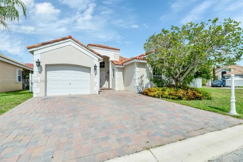 535 Somerset Way, Weston, FL, 33326-2988 | Card Image