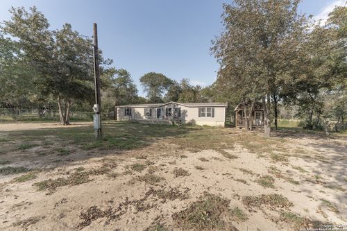 1707 Medina Cir, San Antonio, TX, 78264-4224 | Card Image