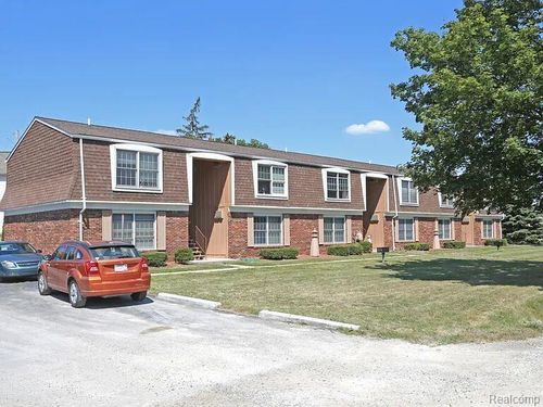 39440 Muffatt St, Harrison Township, MI, 48045-1771 | Card Image