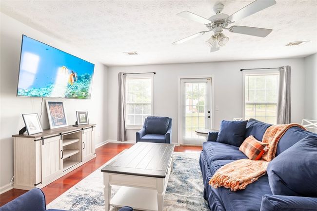 APT-1602 - 1477 N Donahue Dr, Condo with 3 bedrooms, 4 bathrooms and null parking in AUBURN AL | Image 5