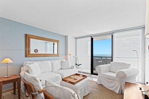 apt-805-2555 Collins Ave, Miami Beach, FL, 33140-4759 | Card Image