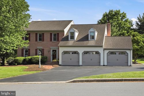9 Round House Dr, LITITZ, PA, 17543-8300 | Card Image