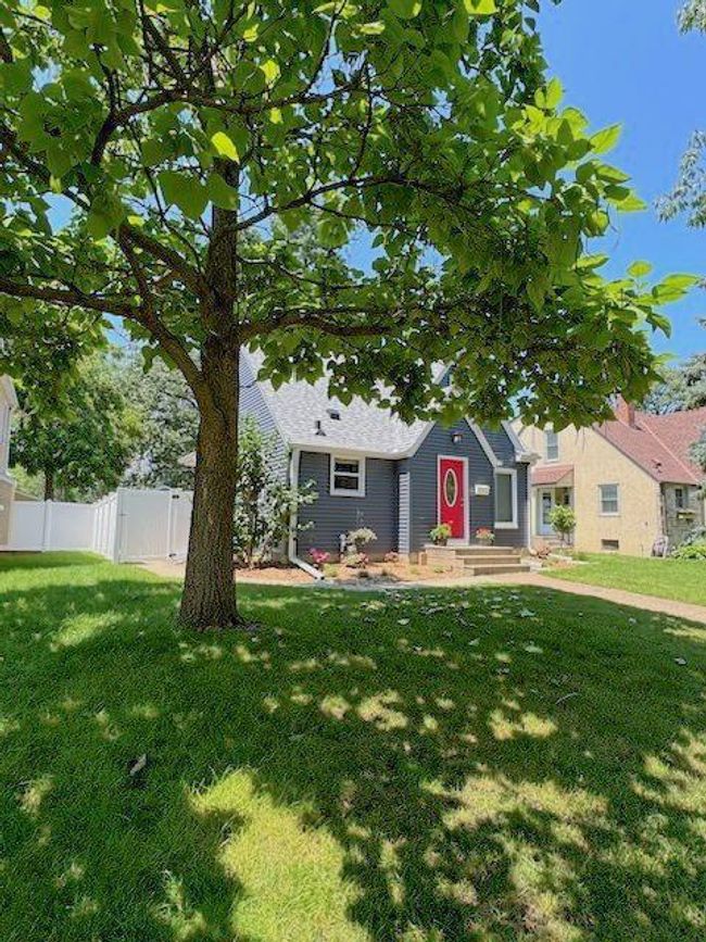 741 Mount Curve Blvd, House other with 3 bedrooms, 2 bathrooms and null parking in Saint Paul MN | Image 24