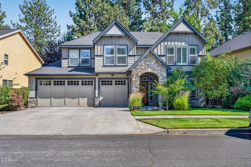 61042 Chamomile Pl, Bend, OR, 97702-9168 | Card Image