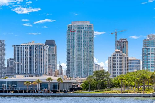 unit-3902-100 1st Ave N, ST PETERSBURG, FL, 33701-3561 | Card Image