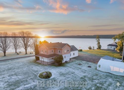 1178 Bay Rd, L'orignal, ON, K0B1K0 | Card Image