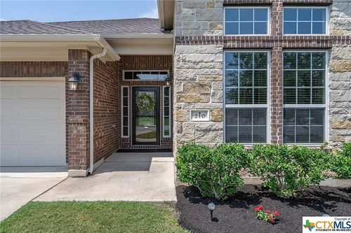 210 Tangerine Dr, Buda, TX, 78610-3686 | Card Image