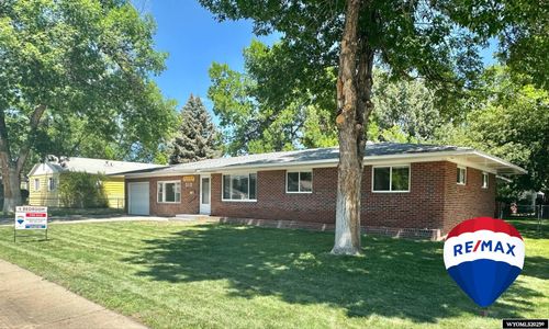 312 E Sunset Dr, Riverton, WY, 82501-2557 | Card Image