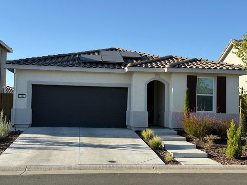1041 Solace River Way, Roseville, CA, 95747-4553 | Card Image
