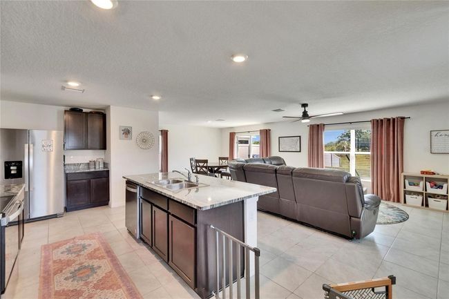 16894 Delia St, House other with 4 bedrooms, 3 bathrooms and null parking in WIMAUMA FL | Image 5