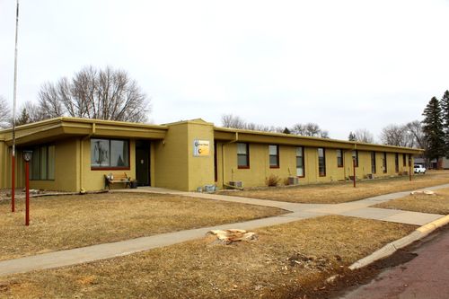 4-31 Chestnut St E, Trimont, MN, 56176-9664 | Card Image