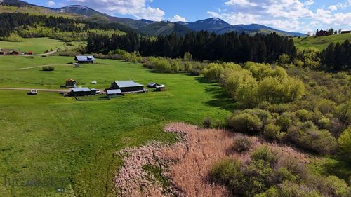 2178 Little Bear Rd, Gallatin Gateway, MT, 59730-9767 | Card Image