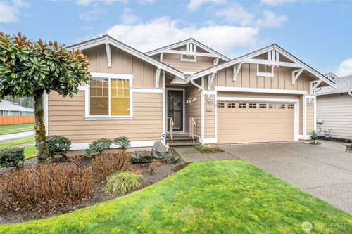 8494 Bainbridge Loop Ne, Lacey, WA, 98516-6270 | Card Image