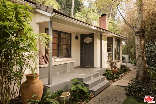 2230 Fink St, Los Angeles, CA, 90068-2847 | Card Image