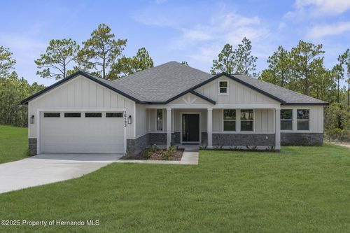 16133 Penn State Rd, Weeki Wachee, FL, 34614-1015 | Card Image