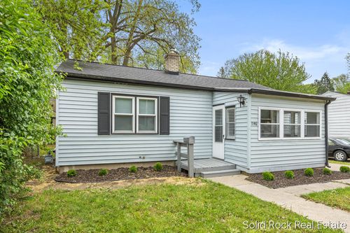 1146 Eastern Ave, Grand Rapids, MI, 49503-1106 | Card Image