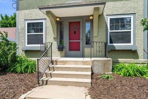 1458 W 33rd St, Minneapolis, MN, 55408-3415 | Card Image
