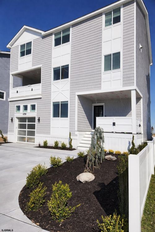 4709 Atlantic Brigantine Blvd, Brigantine, NJ, 08203 | Card Image