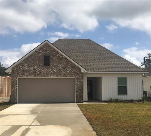 212 Covington Cottage Ln, Covington, LA, 70433-9072 | Card Image