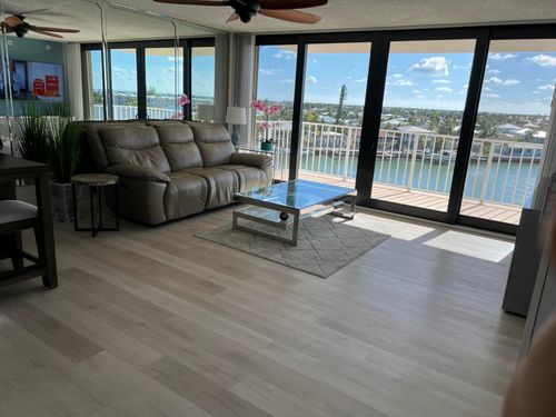 apt-605-2000 Coco Plum Dr, Marathon, FL, 33050-4024 | Card Image