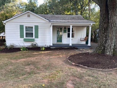 1368 Marston St Se, Smyrna, GA, 30080-2163 | Card Image