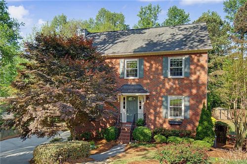 3311 Woodleaf Way, Marietta, GA, 30062-1352 | Card Image