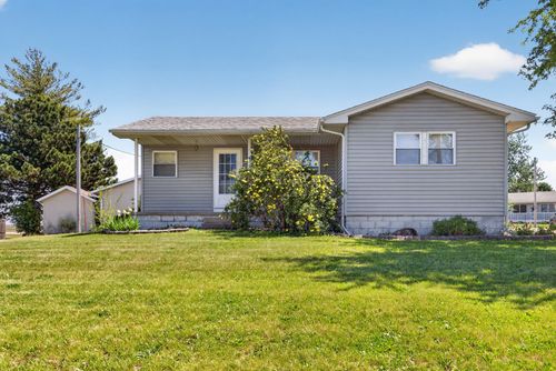 713 East St, Grand Mound, IA, 52751-9603 | Card Image
