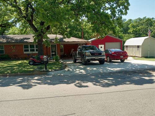 1005 Gary St, Bridgeport, TX, 76426-3144 | Card Image