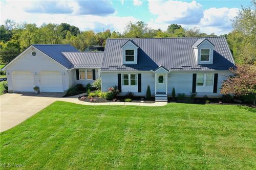 5695 Township Road 264, Millersburg, OH, 44654-9714 | Card Image