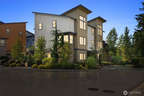 347 Chelan Avenue Ne, Renton, WA, 98059 | Card Image