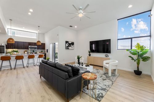 5809 Toscana Ave, Austin, TX, 78724-6188 | Card Image