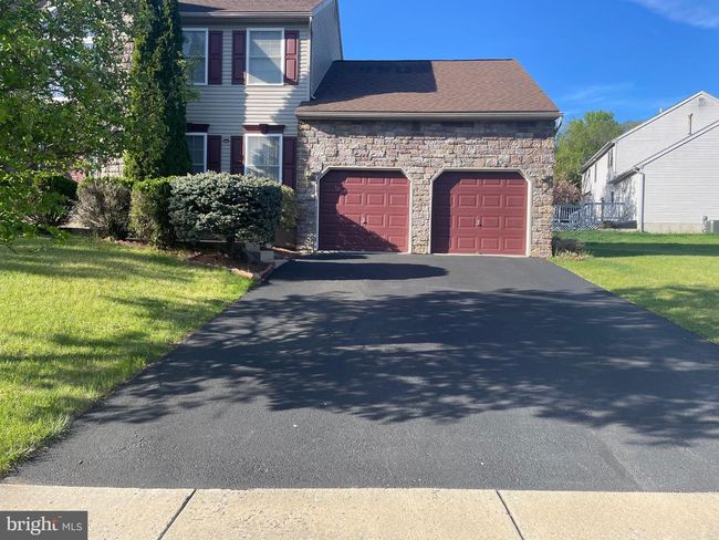 8 Nancy Cir, House other with 4 bedrooms, 4 bathrooms and null parking in READING PA | Image 4