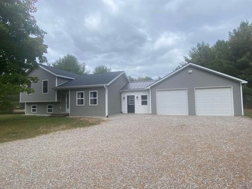 11944 Diamond Park Rd, Interlochen, MI, 49643-9813 | Card Image