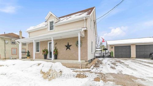 113 Bank St N, Renfrew, ON, K7V2E3 | Card Image