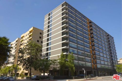 0202-3460 W 7th Street, Los Angeles, CA, 90005 | Card Image