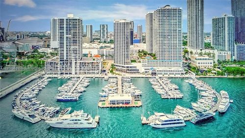 apt-31d-555 Ne 15th St, Miami, FL, 33132-1432 | Card Image