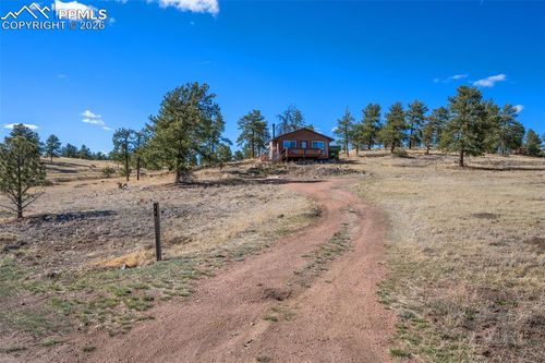 11 Valley Cir, Guffey, CO, 80820-9652 | Card Image