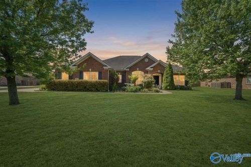 114 Parkview Dr, Meridianville, AL, 35759-2339 | Card Image