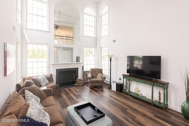 10 English Path, House other with 5 bedrooms, 3 bathrooms and null parking in Freehold NJ | Image 35