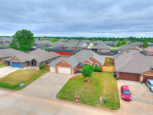 2121 Mill Creek Way, Choctaw, OK, 73020 | Card Image